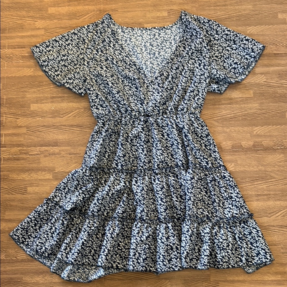FLORAL V-NECK MINI DRESS SIZE SMALL